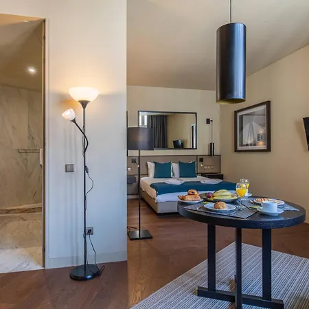 Апартаменты 039 8 Building 222 - Garden View